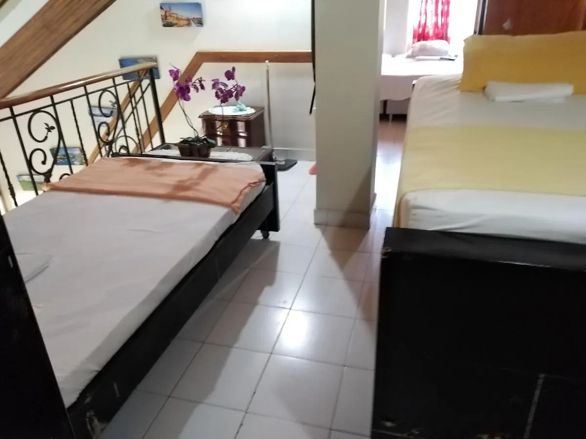 Affittacamere Hellen House Playa Habitacion Familiar De Dos A 4 Pax Santa Marta