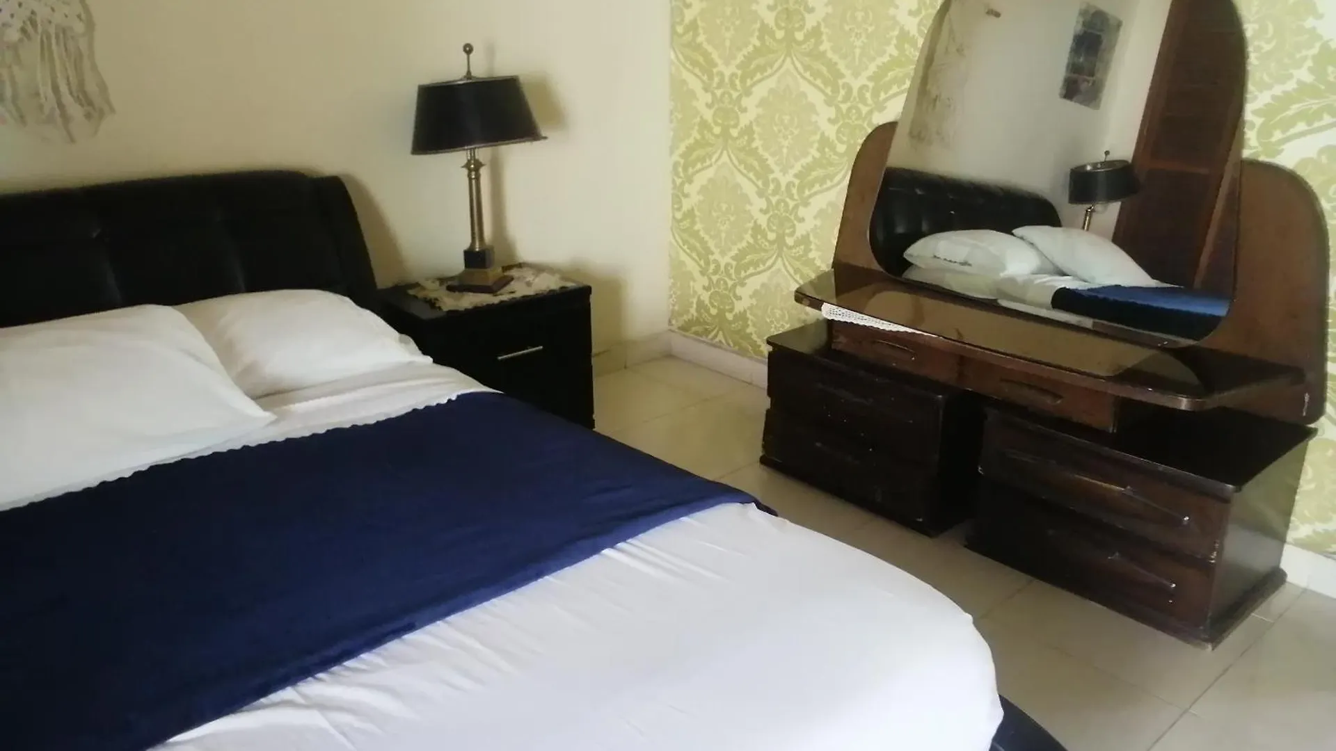 Affittacamere Hellen House Playa Habitacion Familiar De Dos A 4 Pax Santa Marta  Colombia